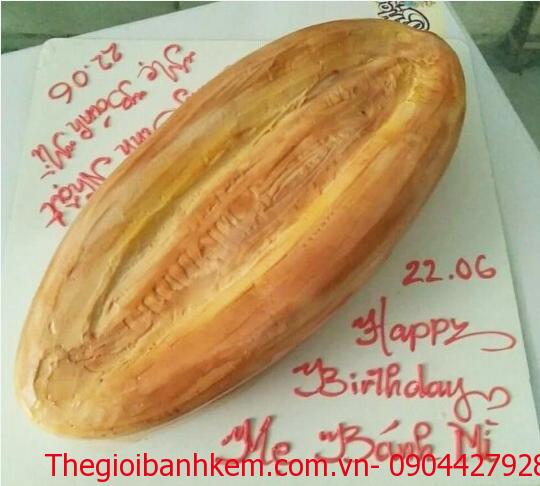 Bánh sinh nhật chiếc bánh mì Mã B1132